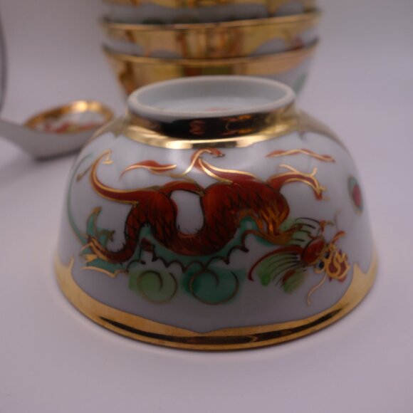 Set of Seven(7) Dragon Gold Color Soup Bowls & Spoons Made in Hong Kong - Picture 8 of 16